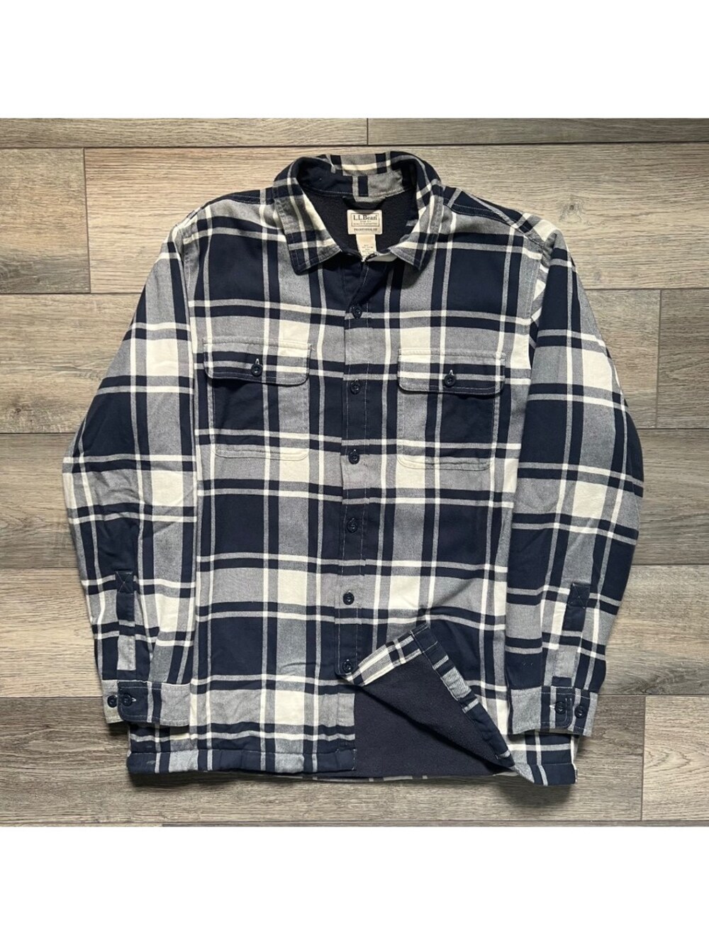 L.L.Bean Men's L Fleece Lined Flannel Plaid Button Up Shirt Navy Blue White Gray